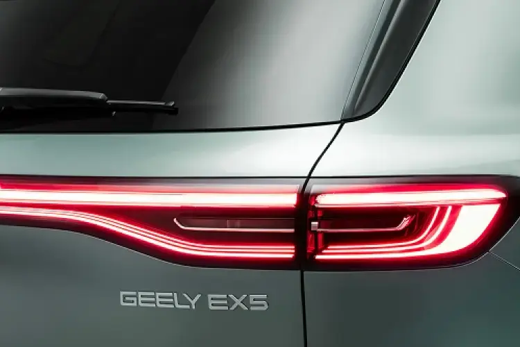 160kW Max 60kWh 5dr Auto