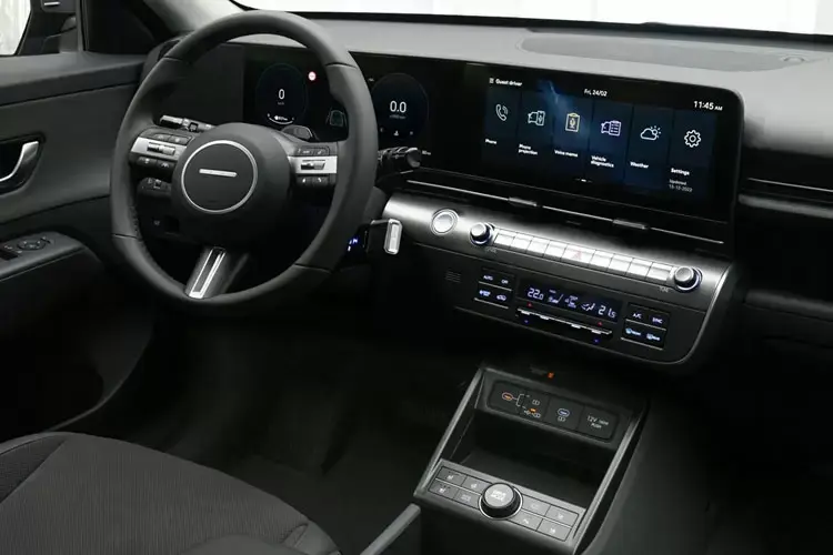 160kW Ultimate 65kWh 5dr Auto