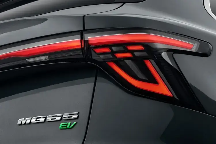 170kW Trophy EV Long Range 64kWh 5dr Auto