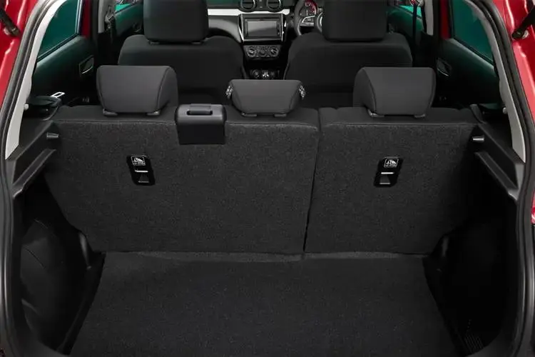 SUZUKI SWIFT HATCHBACK Motion