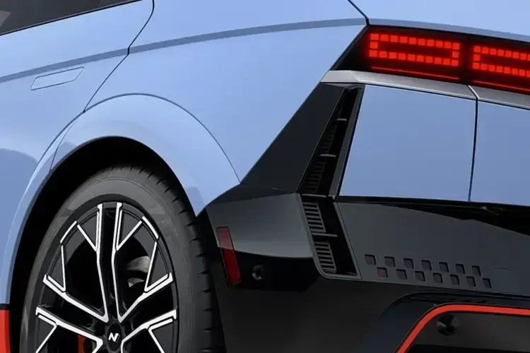 478kW 84 kWh 5dr Auto